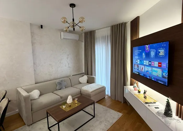 아파트 Skylux Balkan Square *